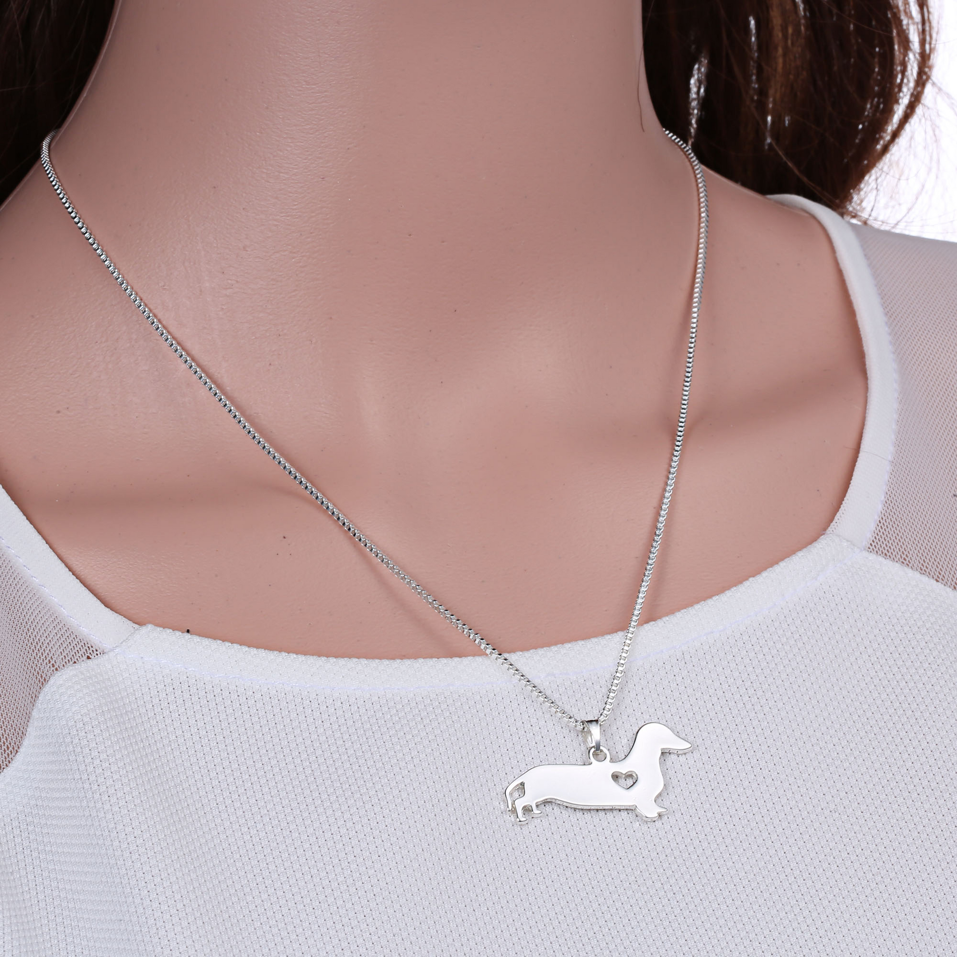 Zinc Alloy Dachshund With Heart Necklace | The Best Dachshund Gifts